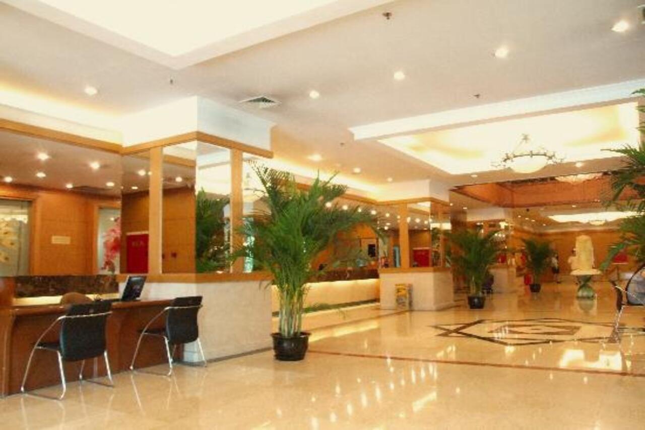 Garden City Hotel Чэнду Экстерьер фото