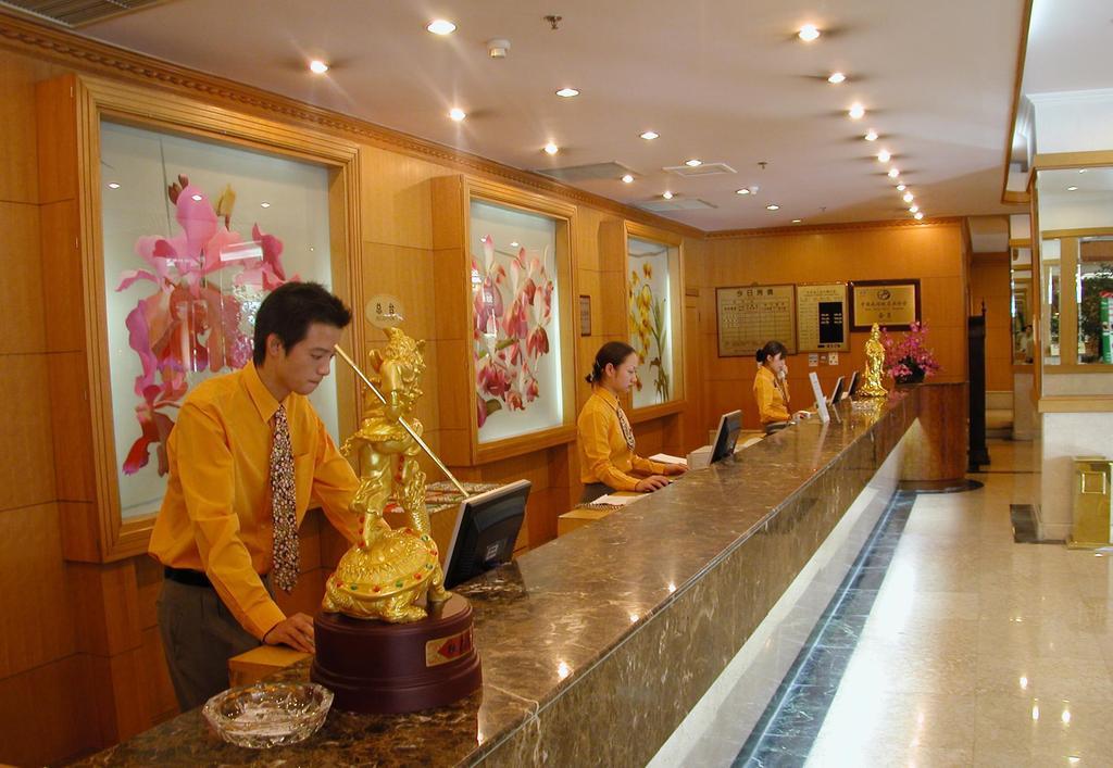 Garden City Hotel Чэнду Экстерьер фото