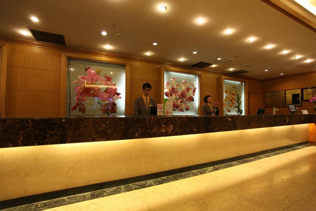 Garden City Hotel Чэнду Экстерьер фото