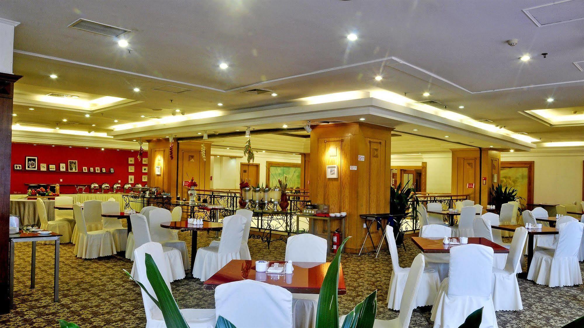 Garden City Hotel Чэнду Экстерьер фото